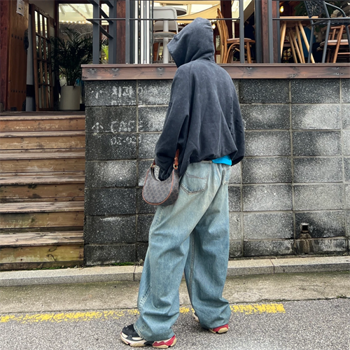 발렌시아가 트리플 S 트레이너 블랙 레드 2018 533882W09O11000 photo review