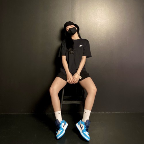 조던 1 로우 다크 파우더 블루 553560-144 photo review