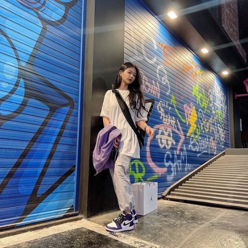 조던 1 레트로 하이 OG 코트 퍼플 2020 575441-500 photo review