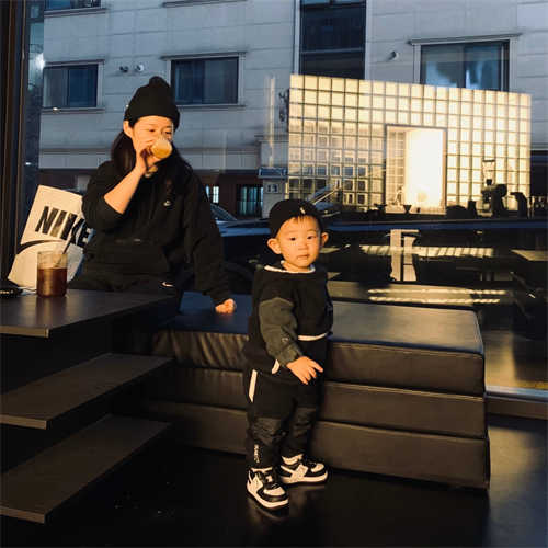 나이키 에어포스 1 LV8 2 블랙 화이트 DV1621-001 photo review