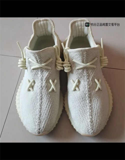 아디다스 이지 부스트 350 V2 버터 F36980 photo review