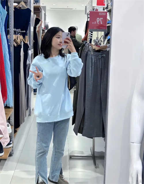 아디다스 이지 부스트 350 V2 신더 FY2903 photo review