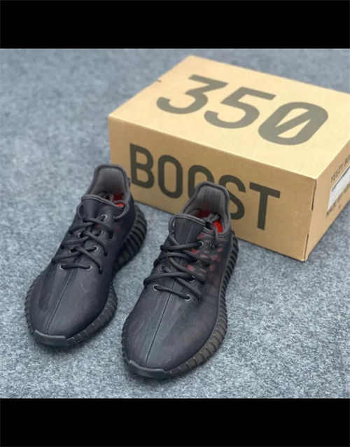 아디다스 이지 부스트 350 V2 모노 신더 GX3791 photo review