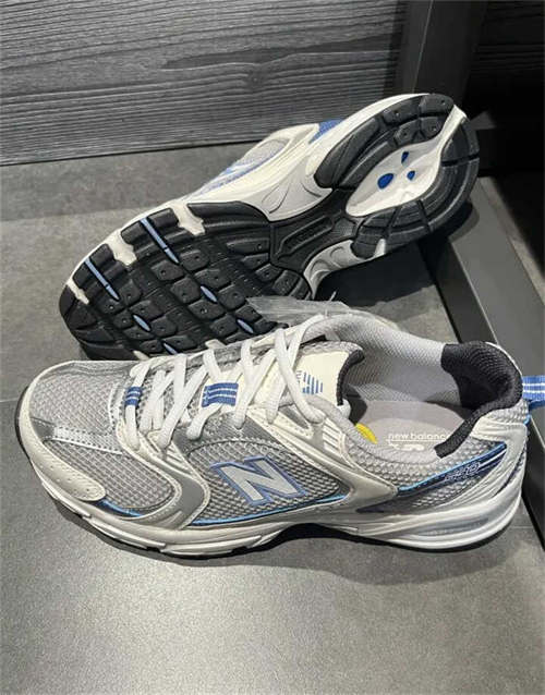 뉴발란스 530 스틸 블루 MR530KC photo review